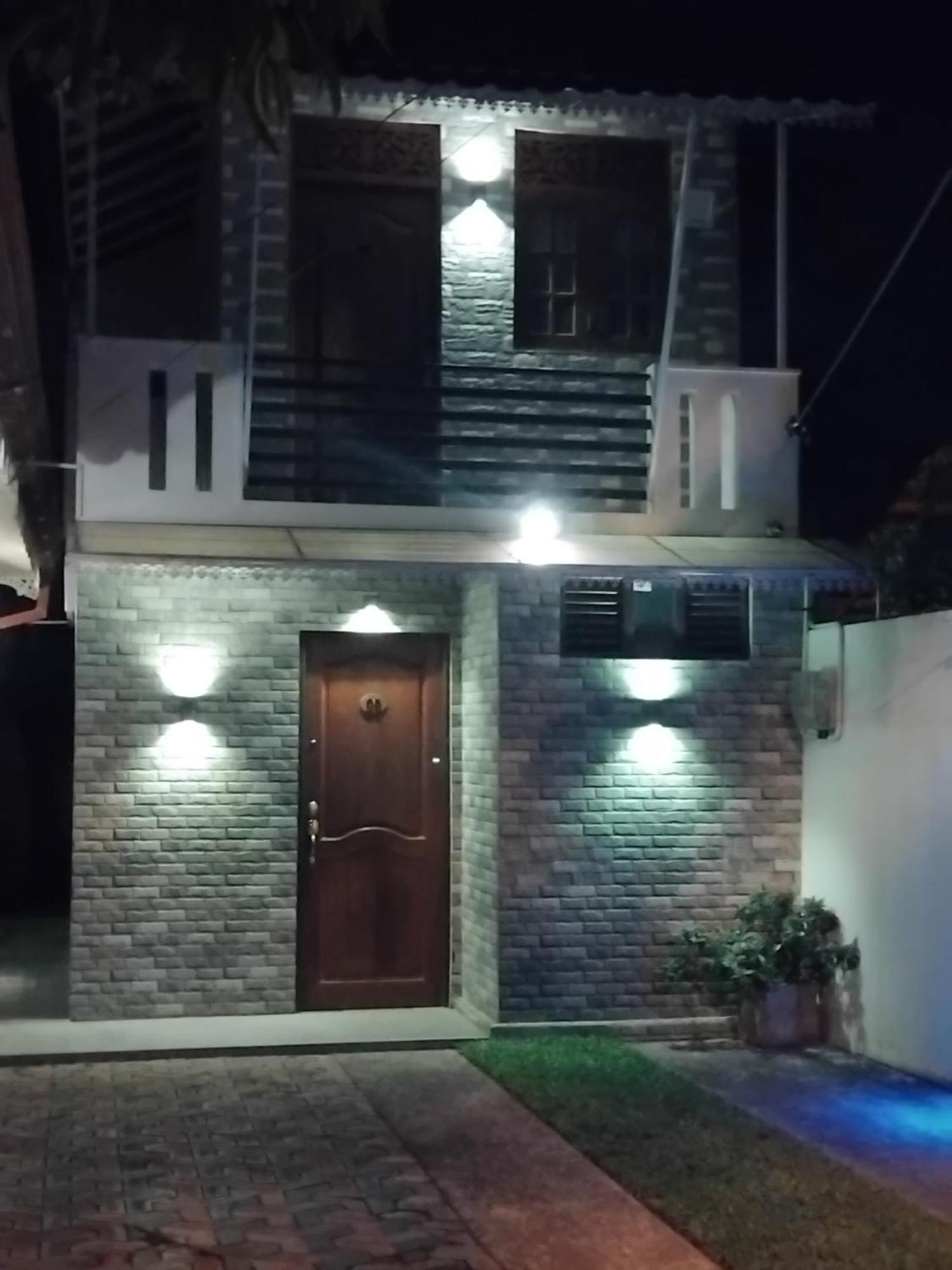 Illumination Stay Negombo Habitación foto